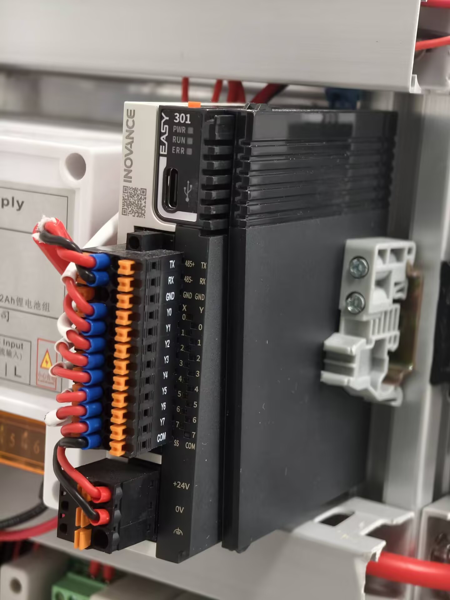 汇川 Easy-301 PLC 实拍